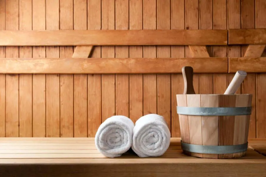 Beim perfekten Aufguss in einem der Health & Spa - Premium Hotels entspannen.