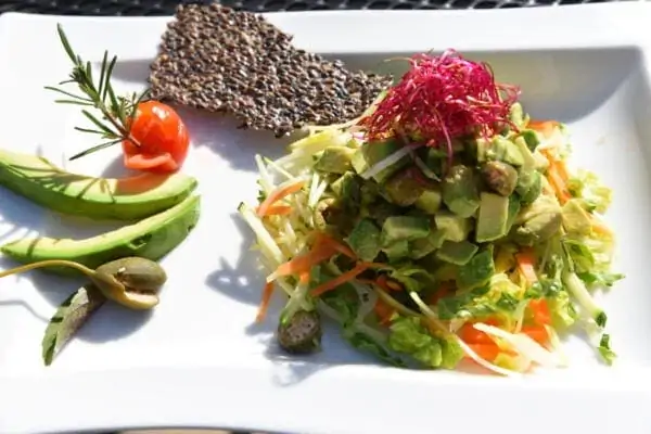 Mahlzeit im Rahmen des Basenfastens im Naturhotel Kitzspitz