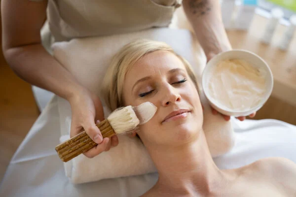 Beauty-Behandlung während einemSchönheitsurlaub im Natur- und Wellnesshotel Höflehner